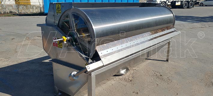 Externally Fed Rotary Drum Screens 2